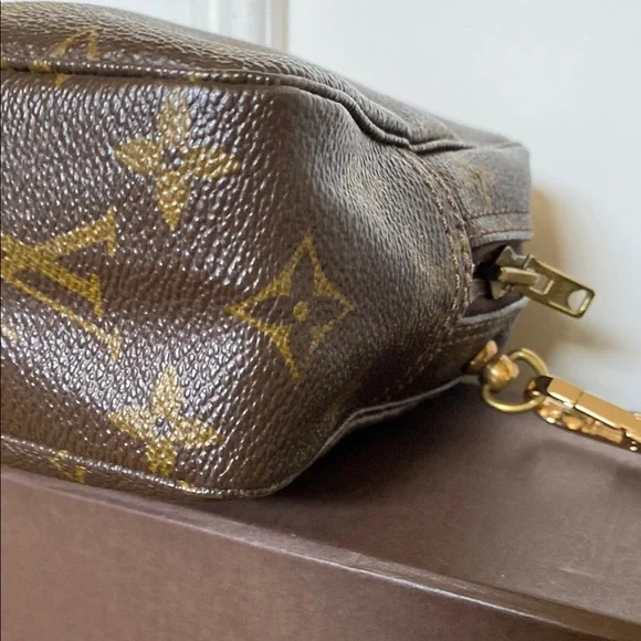 Louis Vuitton Trousse Toilette 23 Monogram Crossbody Bag 💼 - Picture 6 of 16